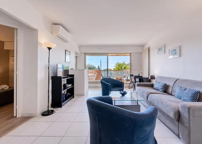 La Badine Airco Pool For 4 By Sunset Appartement