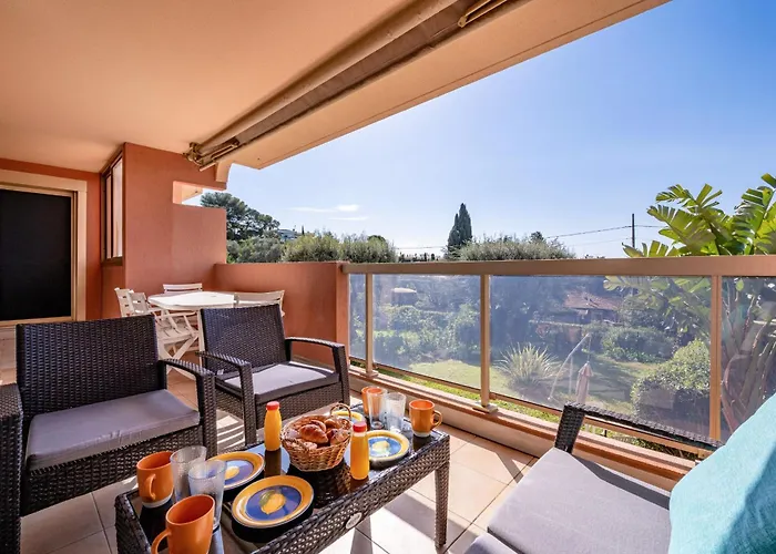 La Badine Airco Pool For 4 By Sunset