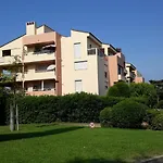 La Badine Airco Pool For 4 By Sunset Apartment