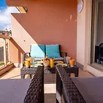 La Badine Airco Pool For 4 By Sunset شقة