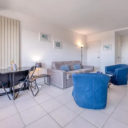 Apartment La Badine Airco Pool For 4 By Sunset