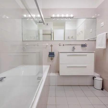 La Badine Airco Pool For 4 By Sunset *