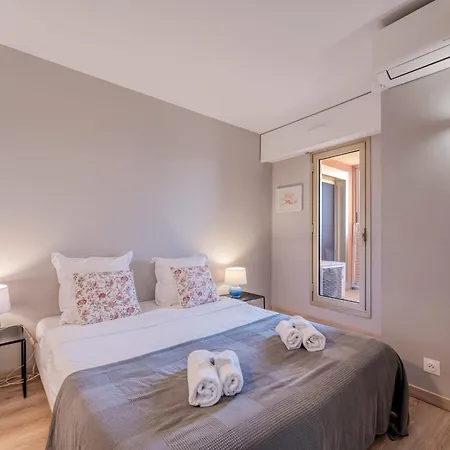 La Badine Airco Pool For 4 By Sunset