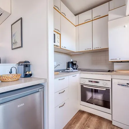 Apartment La Badine Airco Pool For 4 By Sunset