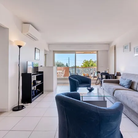 La Badine Airco Pool For 4 By Sunset Apartment