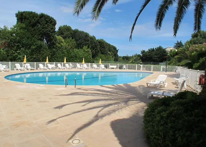 Apartment La Badine Airco Pool For 4 By Sunset