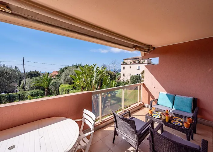 La Badine Airco Pool For 4 By Sunset Daire