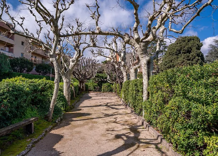 La Badine Airco Pool For 4 By Sunset Antibes